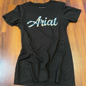 Ariat t-shirt